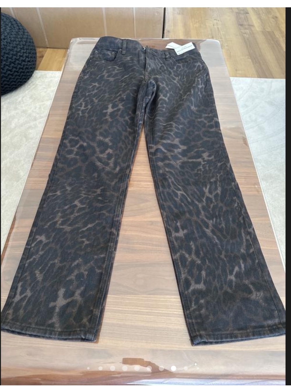 Abercrombie Mid Rise 90’s Straight Leopard Print Jean | Size 26 Tall | NWT - Picture 5 of 13